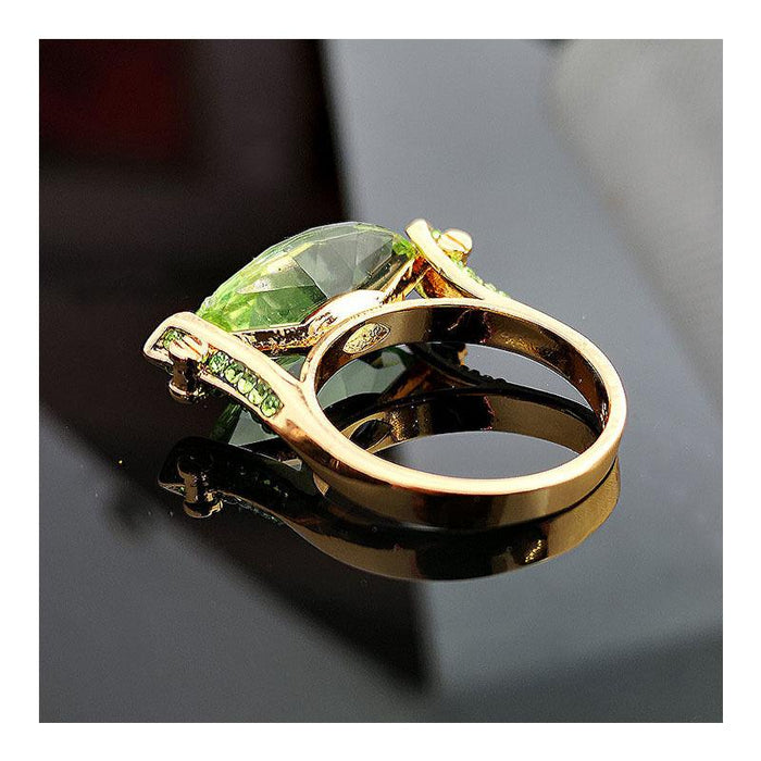 Women's Personalized horse eye zircon ring