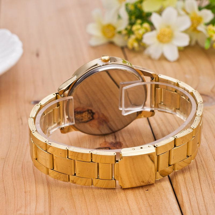 New Women Luxury Gold Quartz Stainless Steel Rhinestone Wristwatch