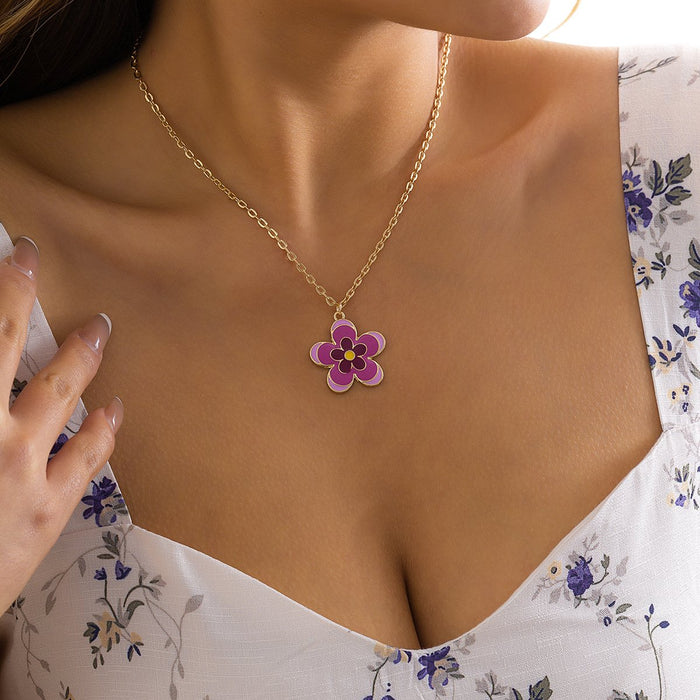 Simple Temperament Flower Pendant Necklace