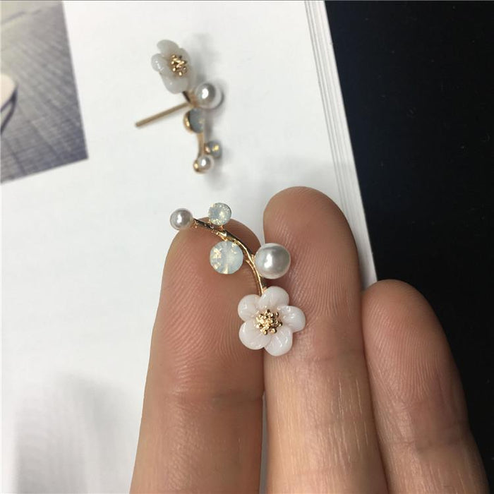 Shell Flower Pearl Stud Earrings