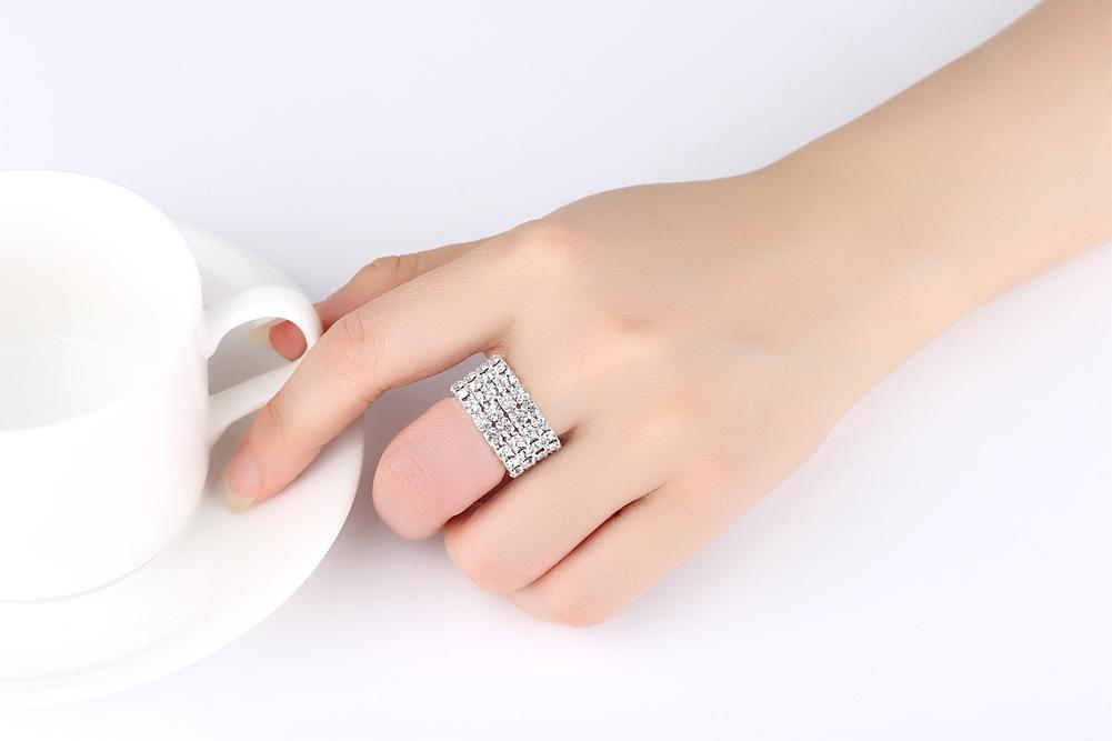 Rhinestone Elastic Ring