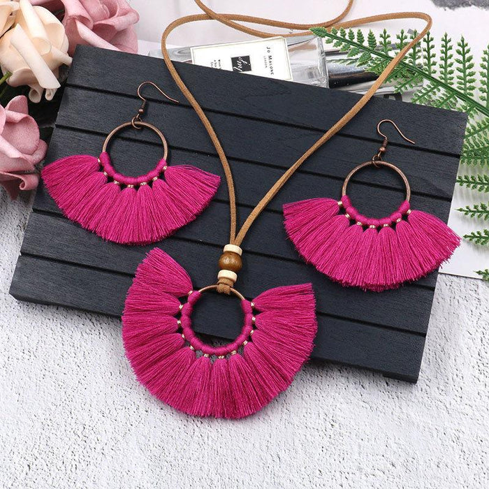 Scalloped Tassel Earrings Necklace Jewelry Set