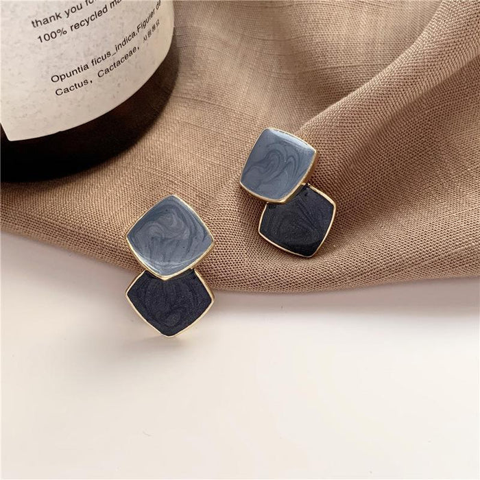 Stitched Contrast Stud Earrings