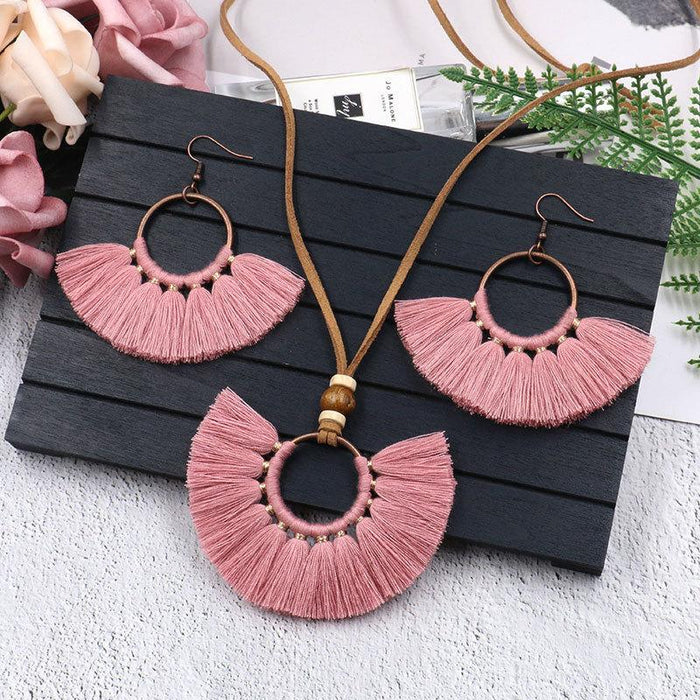 Scalloped Tassel Earrings Necklace Jewelry Set