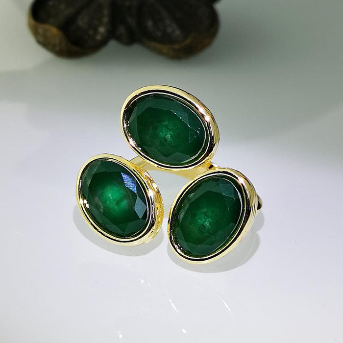 Classic Retro Exaggerated Imitation Emerald Ring