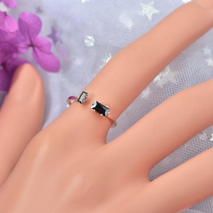 Rose Gold Open Square Ring