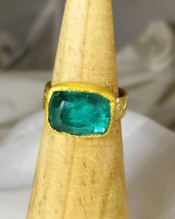 Palaiba Emerald Fashion Personality Ring