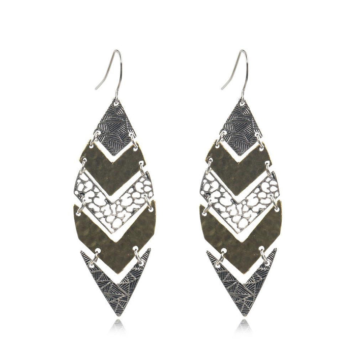 Women's Pop Geometric Metal Fashion Gradient Earrings