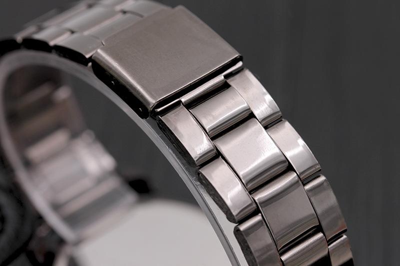 Fashion Stainless Steel Watch for Man Quartz Wrist Watch