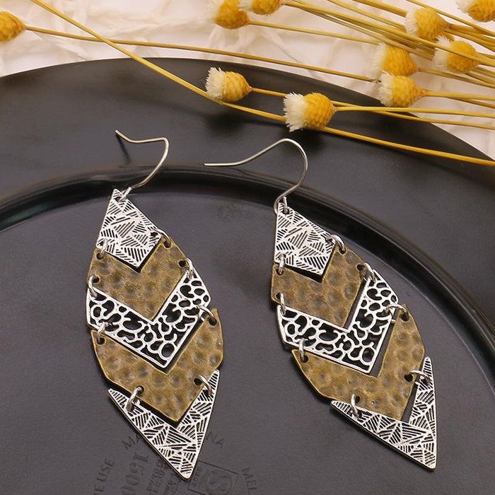 Women's Pop Geometric Metal Fashion Gradient Earrings