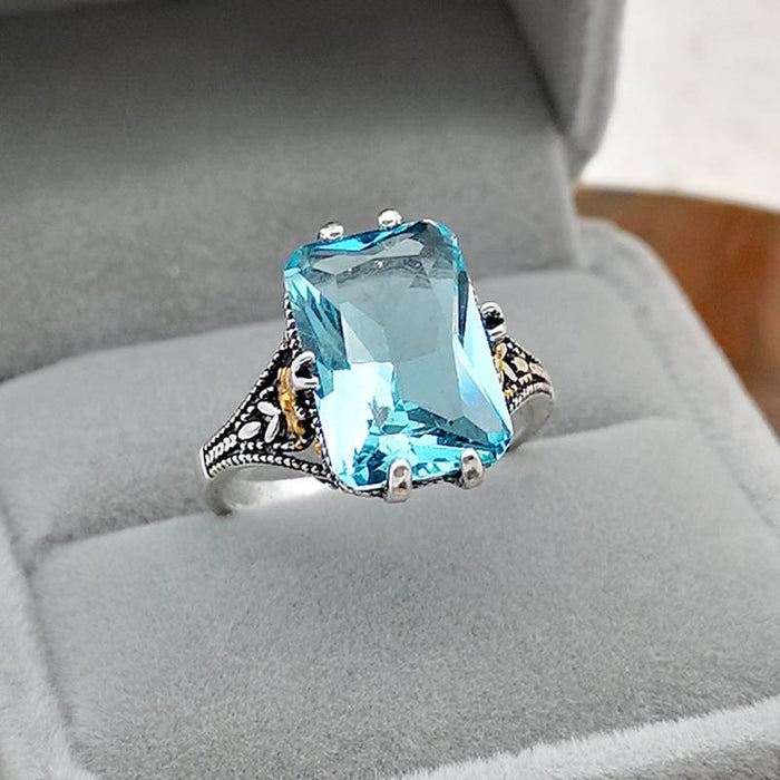 New Fashion Blue Topaz Ring