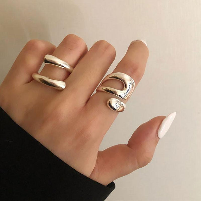 Geometric ring