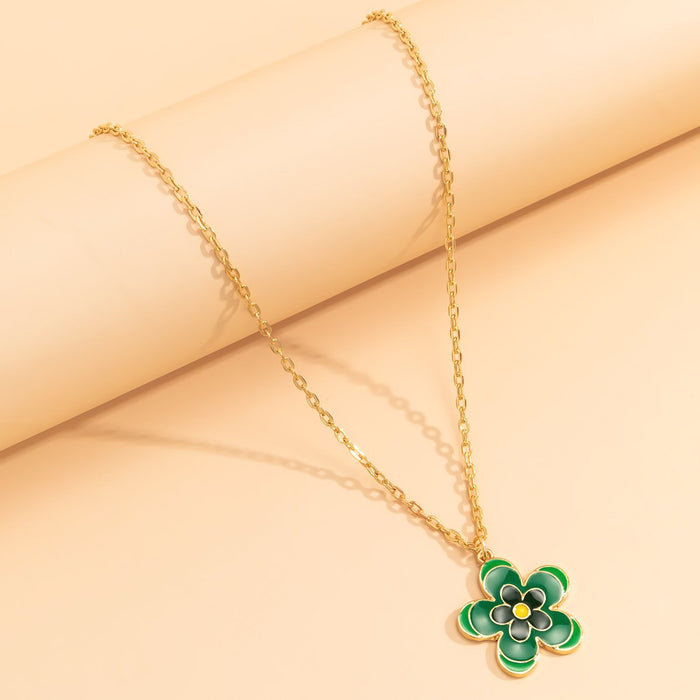 Simple Temperament Flower Pendant Necklace