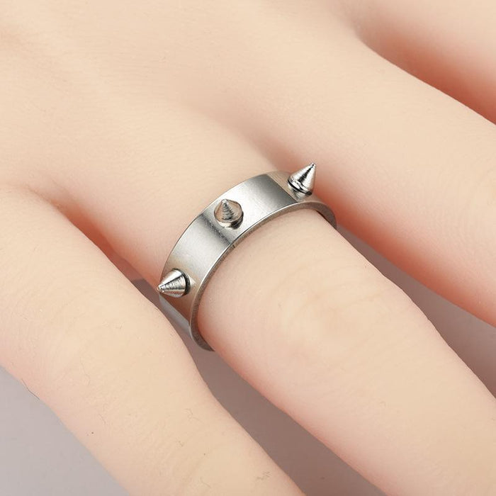 Self defense couple ring