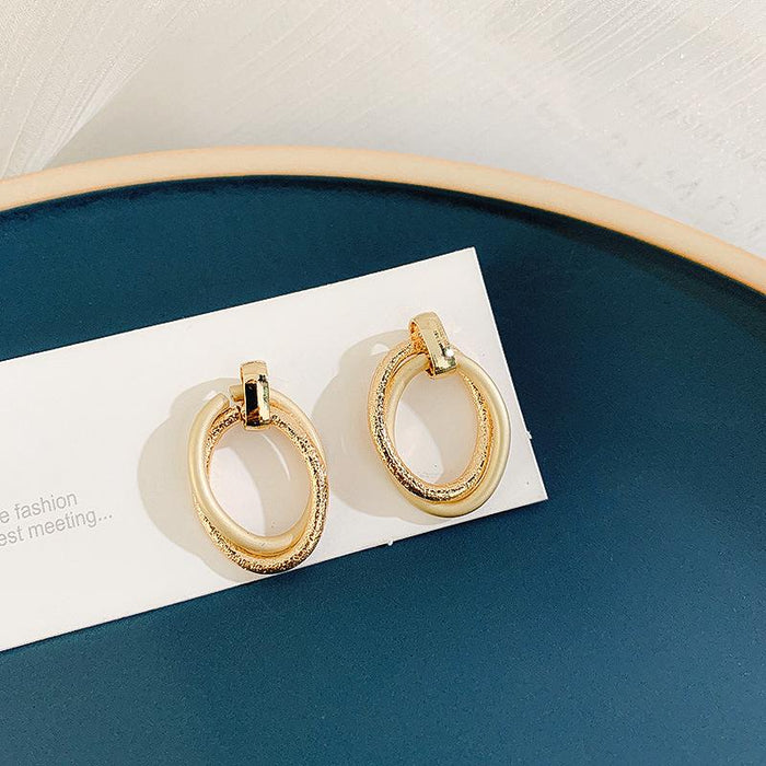 Retro Exaggerated Irregular Circular Geometric Earrings