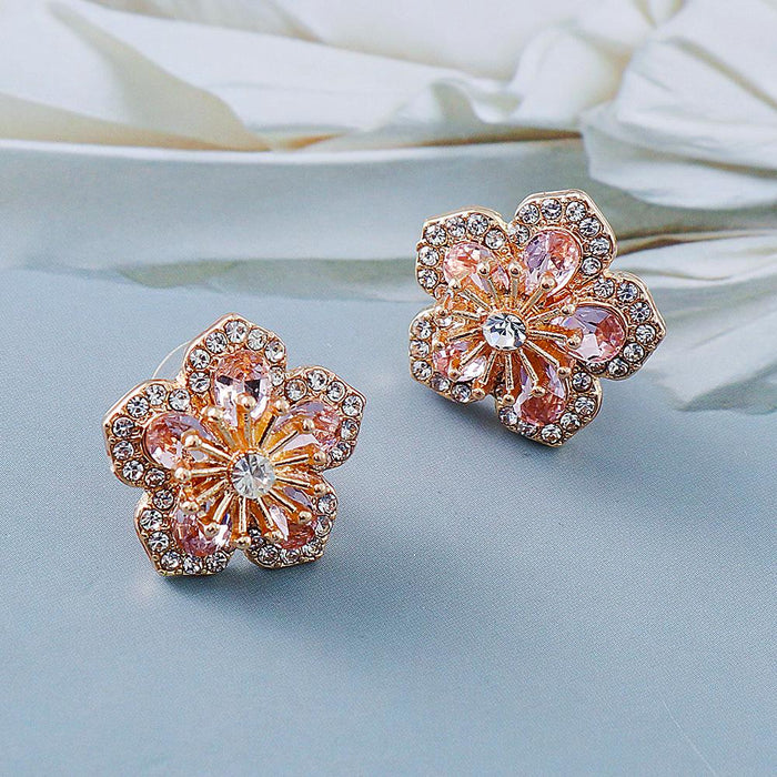 New Fashion Temperament Earrings Flower Female Earrings Accessories